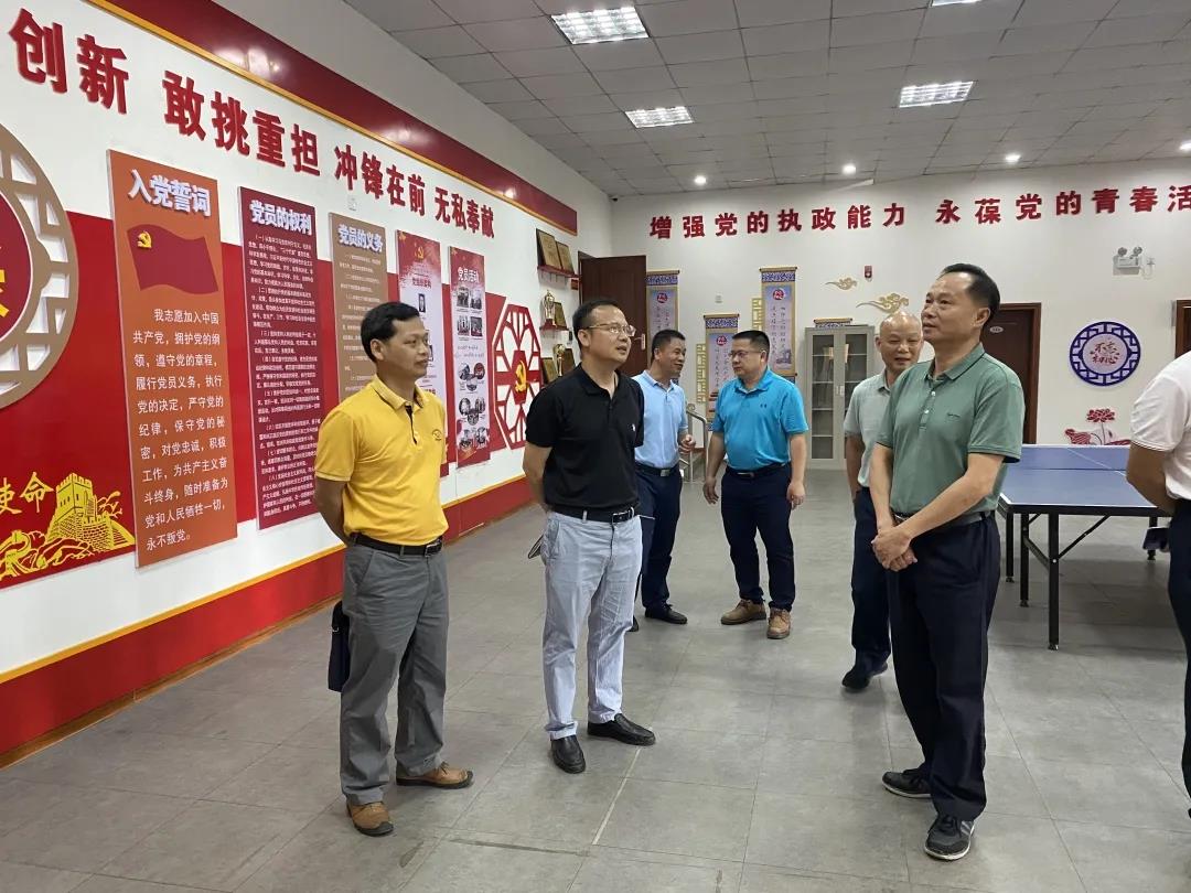 梧州市總工會領導到臨港經(jīng)濟區(qū)開展調研活動