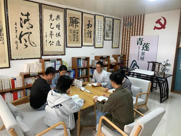 藤縣氣象局積極打造職工書屋，深化書香機關建設