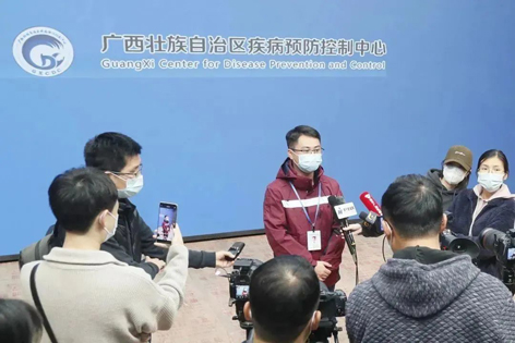 如何降低感染風(fēng)險(xiǎn)？同事感染了，其他人還能上班嗎？廣西疾控專(zhuān)家解答
