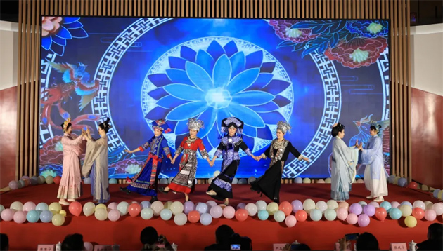 “三八”國(guó)際婦女節(jié)期間，我市各級(jí)工會(huì)舉辦系列慶?；顒?dòng)